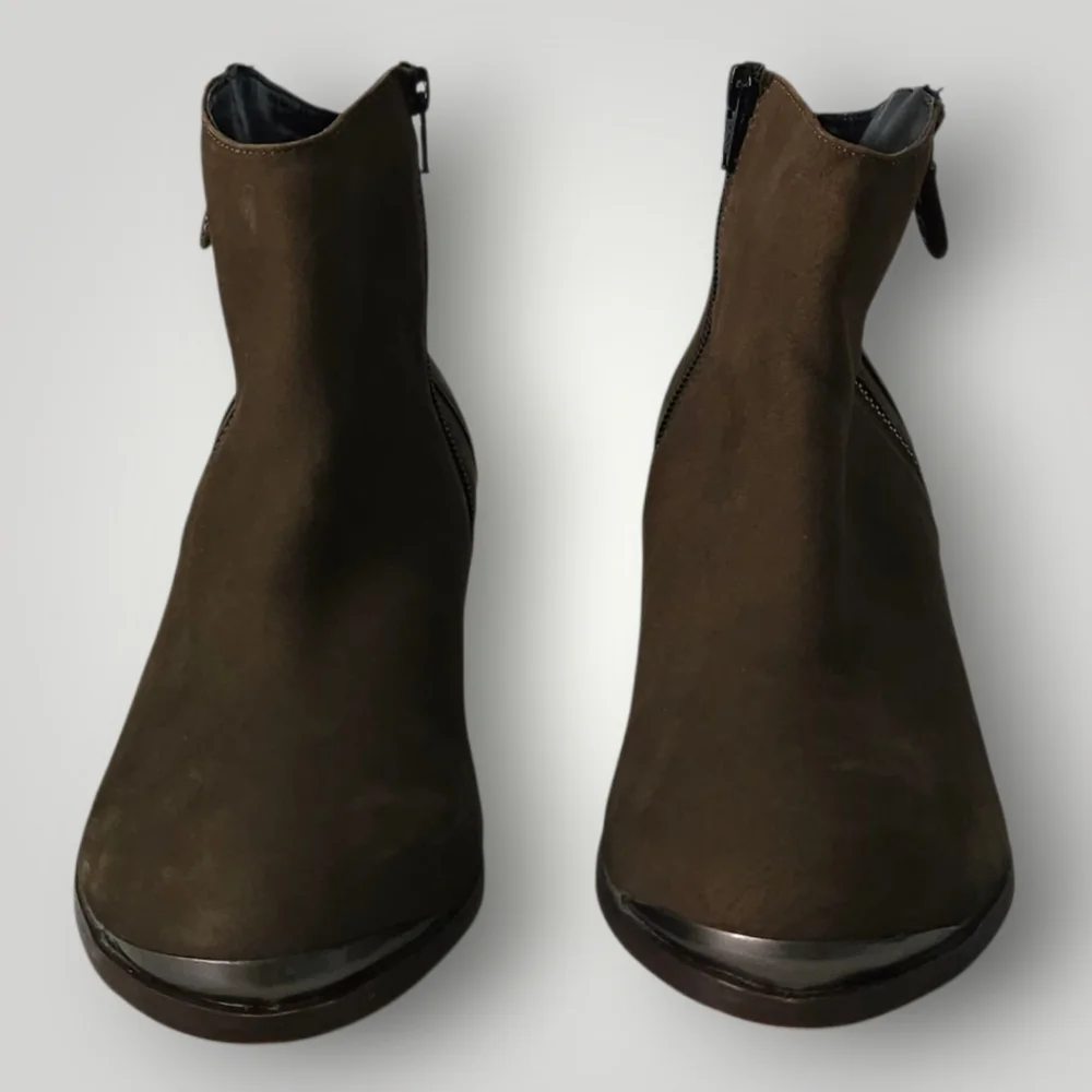 Diba Leather Ankle Booties Womens 9M Taupe Brown‎ Suede Stacked Heel Zip Boots